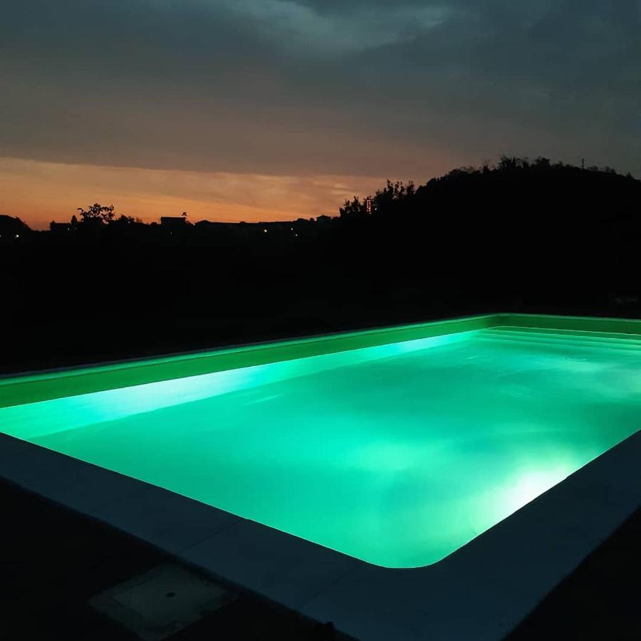 Agriturismo "Veritas" Bed & Wine Casaleggio Boiro Ngoại thất bức ảnh