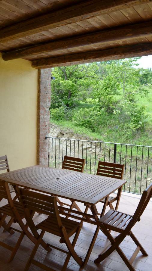 Agriturismo "Veritas" Bed & Wine Casaleggio Boiro Ngoại thất bức ảnh