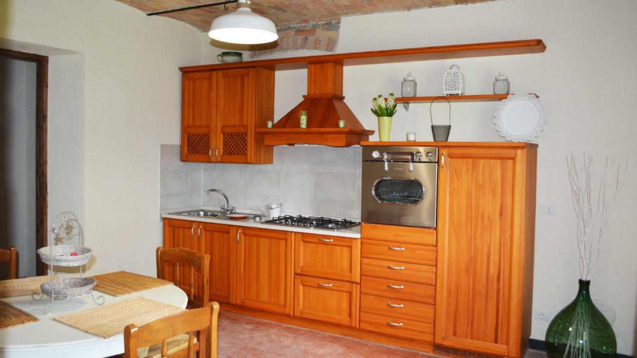 Agriturismo "Veritas" Bed & Wine Casaleggio Boiro Ngoại thất bức ảnh