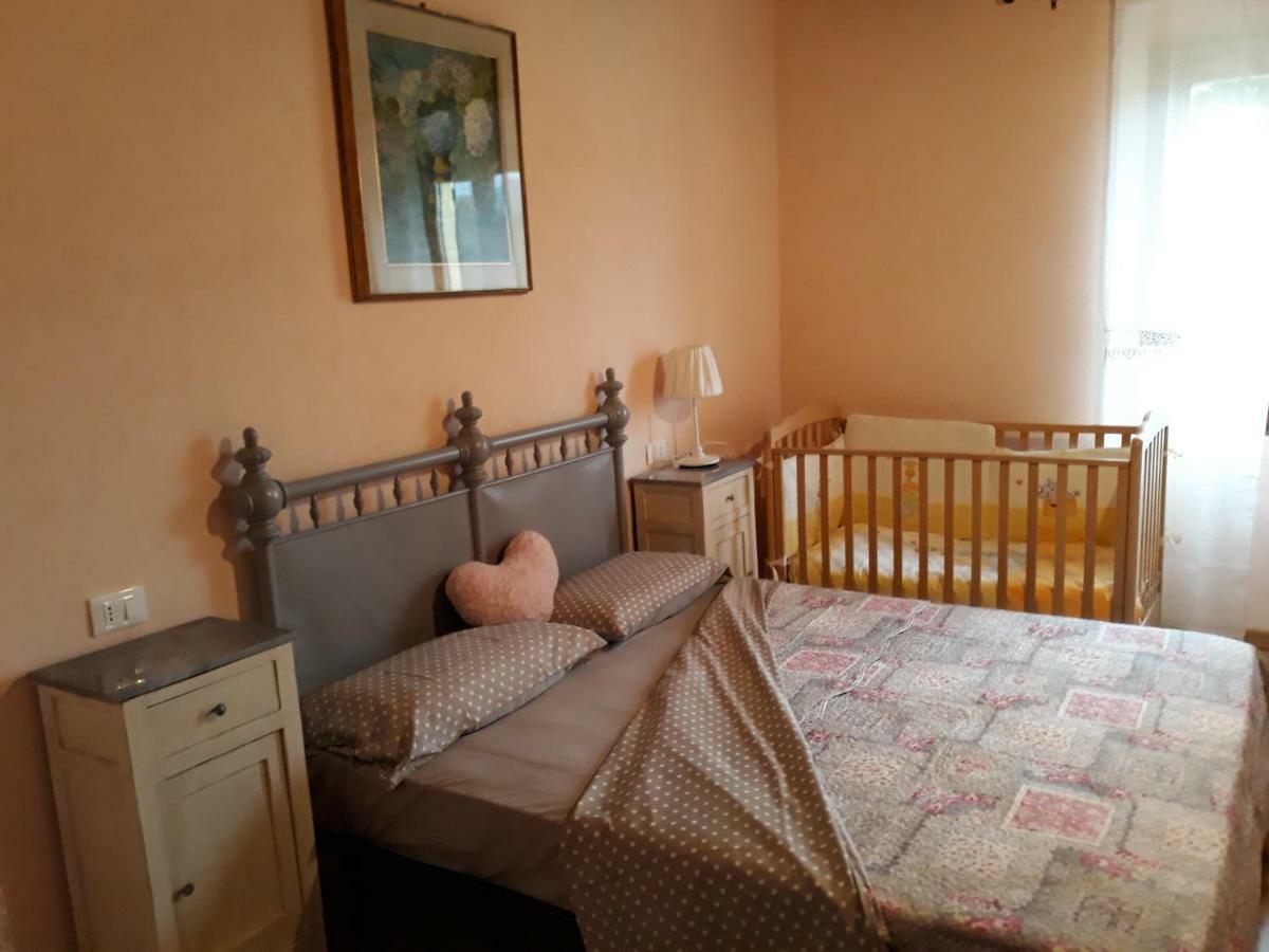 Agriturismo "Veritas" Bed & Wine Casaleggio Boiro Ngoại thất bức ảnh