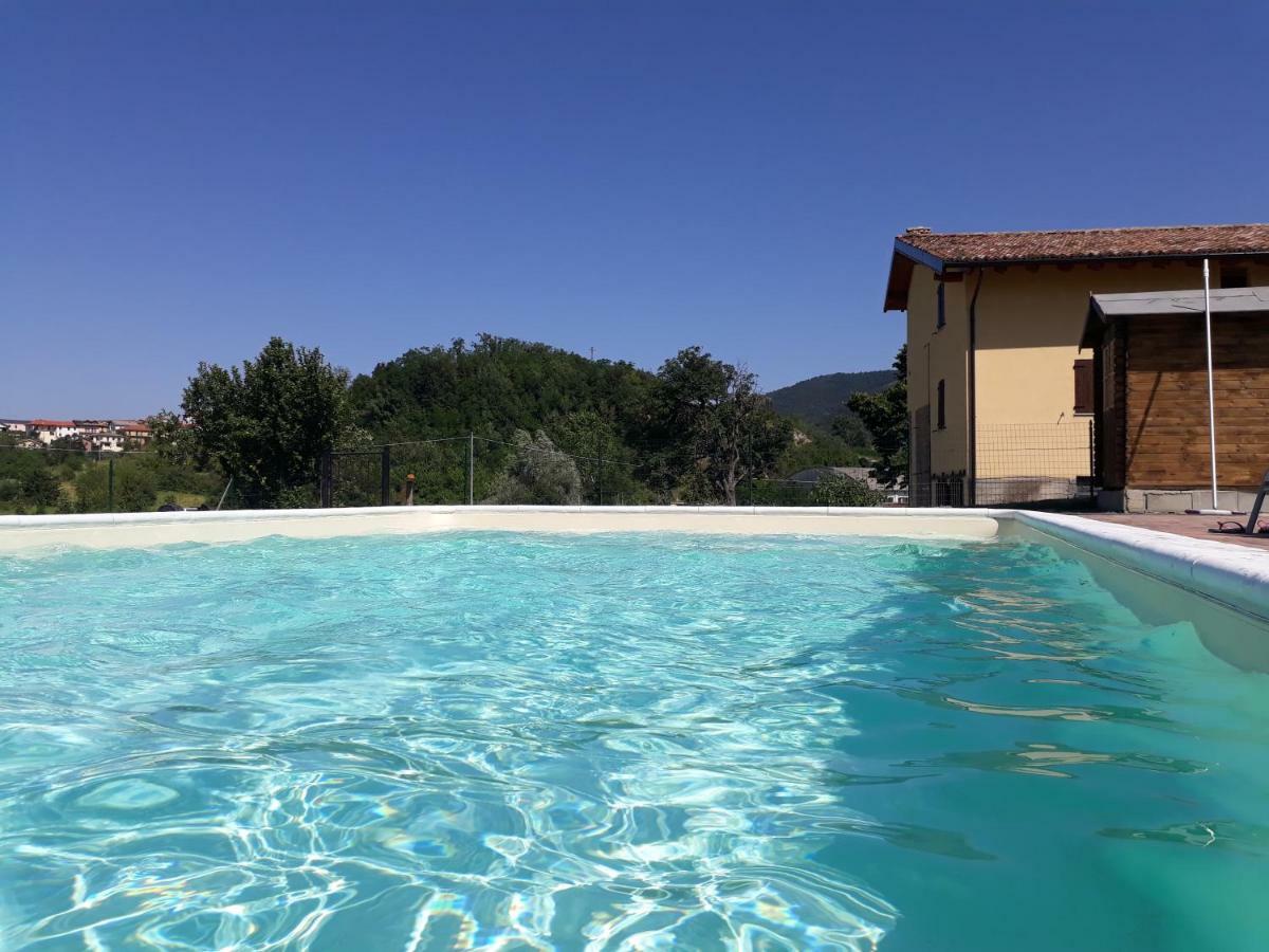 Agriturismo "Veritas" Bed & Wine Casaleggio Boiro Ngoại thất bức ảnh