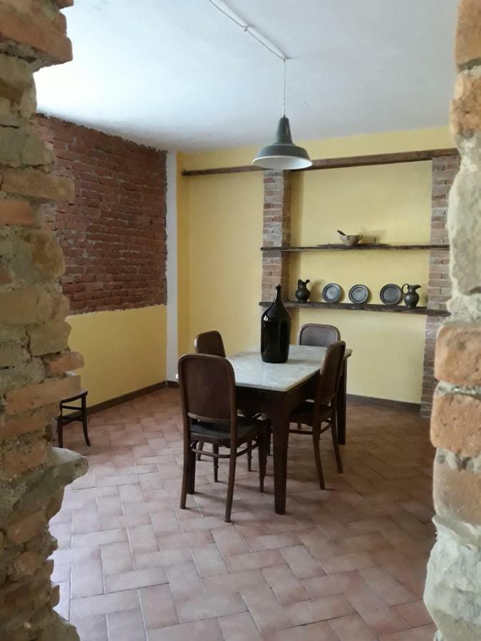 Agriturismo "Veritas" Bed & Wine Casaleggio Boiro Ngoại thất bức ảnh