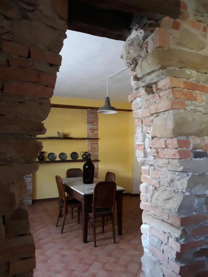 Agriturismo "Veritas" Bed & Wine Casaleggio Boiro Ngoại thất bức ảnh